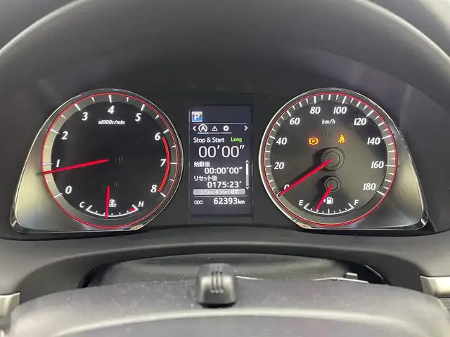 トヨタ ハリアー プレミアム 宮城県 2017(平29)年 6.3万km ホワイトパールクリスタルシャイン 9インチ純正ナビ(NSZT-Y66T)/フルセグTV/FM/AM/BT/CD/バックカメラ/クルーズコントロール/ビルトインETC2.0/ドライブレコーダー/デジタルインナーミラー/パワーシート/電動リアゲート/オートホールド/電動パーキング/横滑り防止装置/レーンキープアシスト/衝突被害軽減システム/オートマチックハイビーム/フォグランプ/TRDエアロ