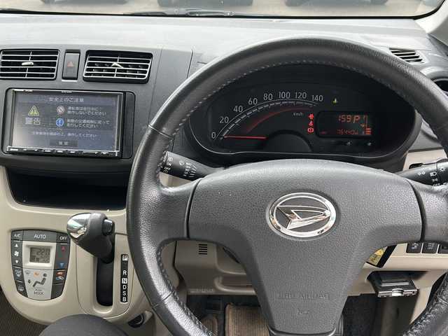ダイハツ ムーヴ X SA 福島県 2013(平25)年 7.7万km ブラックマイカメタリック 社外SDナビ/（FM/CD/Bluetooth/SD）/ワンセグTV/ETC/衝突軽減ブレーキ/横滑り防止装置/アイドリングストップ/ハロゲン/オートライト/純正フロアマット/純正15インチAW/プッシュスタート/スマートキー