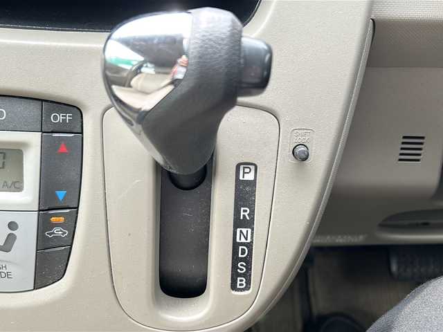 ダイハツ ムーヴ X SA 福島県 2013(平25)年 7.7万km ブラックマイカメタリック 社外SDナビ/（FM/CD/Bluetooth/SD）/ワンセグTV/ETC/衝突軽減ブレーキ/横滑り防止装置/アイドリングストップ/ハロゲン/オートライト/純正フロアマット/純正15インチAW/プッシュスタート/スマートキー
