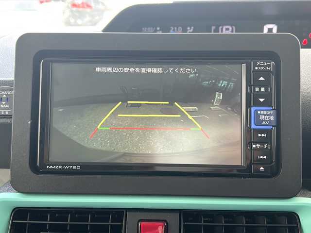 ダイハツ タント 兵庫県 2022(令4)年 3.1万km マスタードイエローマイカメタリック 福祉車両　スローパー/純正SDナビ/　Bluetooth・AM/FM・CD・DVD・USB・ipod/フルセグTV(走行中視聴可能)/純正ビルトインETC/バックカメラ/前後ドライブレコーダー/片側パワースライドドア/シートヒーター(D+N席)/アンチロック・ブレーキ・システム/衝突被害軽減システム/横滑り防止装置/盗難防止装置/レーンキープアシスト/アイドリングストップ/前後コーナーセンサー/エアバッグ(W+サイド)/カーテンエアバッグ/純正フロアマット/LEDヘッドライト/スマートキー/取扱説明書/保証書