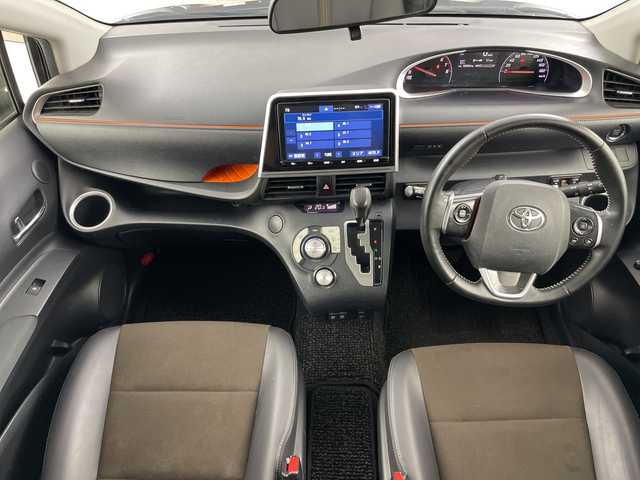 トヨタ シエンタ G クエロ 愛知県 2019(令1)年 5.5万km ブラックマイカ 禁煙車/純正９インチナビ/（CD/DVD/Bluetooth/フルセグTV/HDMI/USB)/全方位カメラ/トヨタセフティセンス/・プリクラッシュセーフティ/・レーンキープアシスト/・オートマチックハイビーム/・誤発進抑制機能/ETC/ドライブレコーダー/両側パワースライドドア/LEDヘッドライト/フロントフォグライト/オートライト/純正フロアマット/スマートキー/スペアキー有/プッシュスタート/横滑り防止装置
