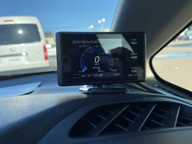 ホンダ シャトル G ホンダセンシング 道北・旭川 2020(令2)年 7万km シャイニンググレーM /４WD//禁煙車//寒冷地仕様//ワンオーナー//社外ナビ//CD/DVD/SD/USB/iPod/フルセグTV/BT//純正エンジンスターター//バックカメラ//衝突軽減ブレーキ//誤発進抑制機能//路外逸脱抑制機能//車線維持支援システム//歩行者事故低減ステアリング//アダプティブクルーズコントロール//ステアリングスイッチ//リアヒーター//ワイパーデアイサー//オートライト//純正フロアマット//ビルトインETC//スチールホイール冬タイヤ積込//スペアキー//保証書//取扱説明書