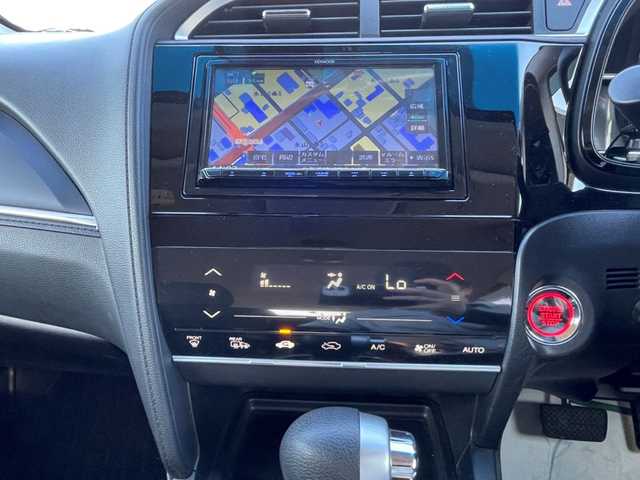 ホンダ シャトル G ホンダセンシング 道北・旭川 2020(令2)年 7万km シャイニンググレーM /４WD//禁煙車//寒冷地仕様//ワンオーナー//社外ナビ//CD/DVD/SD/USB/iPod/フルセグTV/BT//純正エンジンスターター//バックカメラ//衝突軽減ブレーキ//誤発進抑制機能//路外逸脱抑制機能//車線維持支援システム//歩行者事故低減ステアリング//アダプティブクルーズコントロール//ステアリングスイッチ//リアヒーター//ワイパーデアイサー//オートライト//純正フロアマット//ビルトインETC//スチールホイール冬タイヤ積込//スペアキー//保証書//取扱説明書