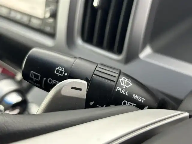 ホンダ ステップワゴン スパーダ Z クールスピリット 道央・札幌 2012(平24)年 3.9万km ホワイトオーキッドパール ・４WD/・コンフォートビューパッケージ/・純正メーカーナビ/　CD/DVD/HDD/USB/ワンセグ/・バックカメラ/・アルパインフリップダウンモニター/・ビルトインETC/・クルーズコントロール/・アクティブコーナリングライト/・両側パワースライドドア/・ハーフレザーシート/・キセノンライト/・オートライト/・スマートキー/・純正フロアマット/・ドアバイザー