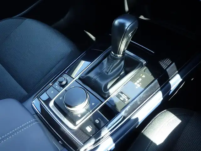 マツダ ＣＸ－３０ 20S プロアクティブツーリングセレ 千葉県 2020(令2)年 4万km ソウルレッドクリスタルM i-ACTIVSENSE/・スマートブレーキサポート/・レーンキープ・アシスト・システム/・ブラインドスポットモニタリング/アクティブ・ドライビング・ディスプレイ/運転席パワーシート/前席シートヒーター/純正SDナビ/地デジTV/【DVD/CD再生機能　Bluetooth接続】/【Apple CarPlay　Android Auto対応】/バックカメラ/革巻きステアリング/ステアリングヒーター/ステアリングスイッチ/LEDヘッドライト/ウインカーミラー/コーナーセンサー/純正18インチアルミホイル/サイド/カーテンエアバッグ/アドバンストキーレスエントリー