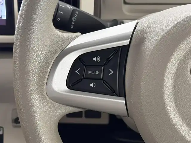 ダイハツ ムーヴ キャンバス G メイクアップ リミテッド　SAⅢ 三重県 2019(平31)年 3.4万km パールホワイトⅢ ガソリン/FF/インパネCVT/純正 8インチナビ NSZN-X69D/（TV/CD/DVD/iPod/MEMORY MUSIC/SD/Bluetooth/FM/AM/USB/HDMI/ドラレコ）/パノラマモニター/両側パワースライドドア/ドライブレコーダー 前方（ナビ連動）/ETC2.0/衝突回避支援システム スマートアシスト3/・衝突警報機能（対車両・対歩行者）/・衝突回避支援ブレーキ機能（対車両・対歩行者）/・誤発進抑制制御機能（前方・後方）/・車線逸脱警報機能/・オートハイビーム機能/など/装備/・オートエアコン/・オートライト/・LEDヘッドランプ（AFS・オートレベリング機能・LEDクリアランスランプ付）/・LEDフロントフォグランプ/・ステアリングスイッチ/・プッシュスタート/・助手席大型シートアンダートレイ/・純正ホイールキャップ＋14インチスチールホイール/・スマートキーx2/・保/取/ナビ取/など