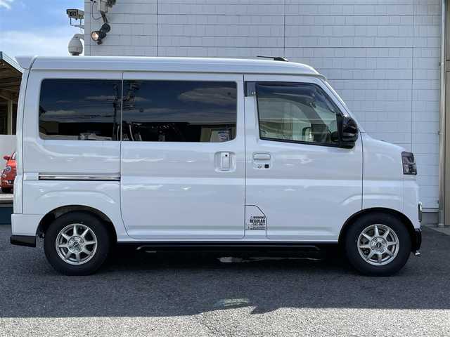 ダイハツ アトレー バン RS 滋賀県 2022(令4)年 1.2万km シャイニングホワイトパール ワンオーナー/メモリナビ/フルセグテレビ/バックカメラ/アイドリングストップ/前車追従クルーズコントロール/レーンキープコントロール/プッシュスタート/両側パワースライドドア/ETC/LED/ローダウン/社外マフラー(純正マフラー有）/社外ヘッドライトカバー/デジタルリアビューミラー/D席シートヒーター/遠隔エンジンスターター/ドアバイザー