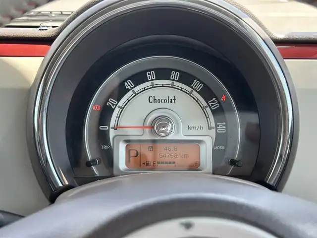 スズキ ラパン ショコラ G 鳥取県 2014(平26)年 5.5万km アーバンブラウンパールメタリック 純正CDオーディオ/キセノンライト/オートライト/ショコラ専用レザーシート/ショコラ専用革巻きハンドル/純正14インチホワイトアルミホイール/プッシュエンジンスタート/アイドリングストップ/電動格納ミラー/社外フロアマット/ドアバイザー/スマートキー