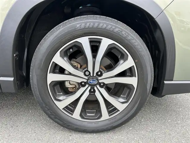 スバル フォレスター プレミアム 静岡県 2020(令2)年 1.5万km ジャスパーグリーンM 純正8インチナビ/（Bluetooth/SD/CD/DVD/USB/AUX）/フルセグTV/ETC2.0/ドライブレコーダー/オートライト/オートハイビーム/パワーシート/メモリーシート/デジタルインナーミラー/LEDヘッドライト/追従クルーズコントロール/純正18AW