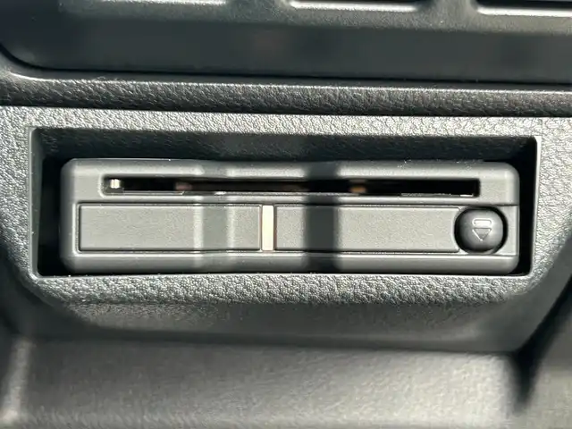 スバル フォレスター プレミアム 静岡県 2020(令2)年 1.5万km ジャスパーグリーンM 純正8インチナビ/（Bluetooth/SD/CD/DVD/USB/AUX）/フルセグTV/ETC2.0/ドライブレコーダー/オートライト/オートハイビーム/パワーシート/メモリーシート/デジタルインナーミラー/LEDヘッドライト/追従クルーズコントロール/純正18AW