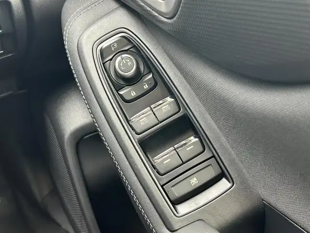 スバル フォレスター プレミアム 静岡県 2020(令2)年 1.5万km ジャスパーグリーンM 純正8インチナビ/（Bluetooth/SD/CD/DVD/USB/AUX）/フルセグTV/ETC2.0/ドライブレコーダー/オートライト/オートハイビーム/パワーシート/メモリーシート/デジタルインナーミラー/LEDヘッドライト/追従クルーズコントロール/純正18AW