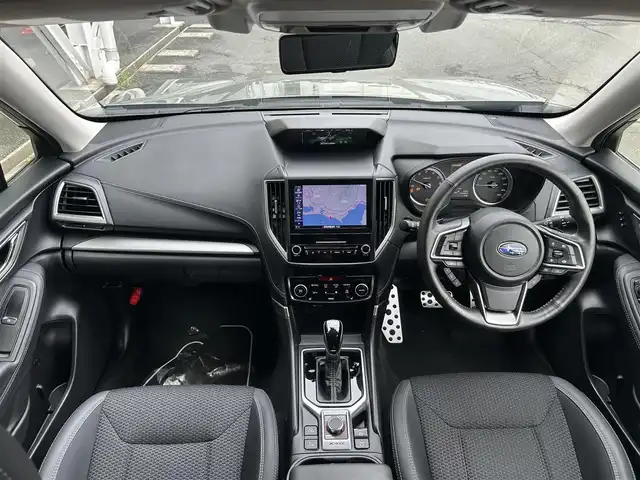 スバル フォレスター プレミアム 静岡県 2020(令2)年 1.5万km ジャスパーグリーンM 純正8インチナビ/（Bluetooth/SD/CD/DVD/USB/AUX）/フルセグTV/ETC2.0/ドライブレコーダー/オートライト/オートハイビーム/パワーシート/メモリーシート/デジタルインナーミラー/LEDヘッドライト/追従クルーズコントロール/純正18AW