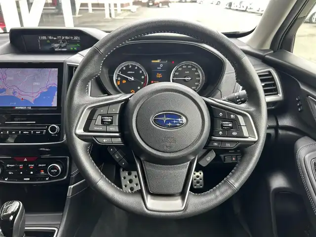 スバル フォレスター プレミアム 静岡県 2020(令2)年 1.5万km ジャスパーグリーンM 純正8インチナビ/（Bluetooth/SD/CD/DVD/USB/AUX）/フルセグTV/ETC2.0/ドライブレコーダー/オートライト/オートハイビーム/パワーシート/メモリーシート/デジタルインナーミラー/LEDヘッドライト/追従クルーズコントロール/純正18AW