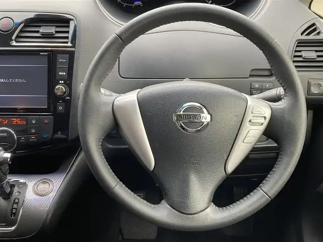日産 セレナ ライダー Bライン Sハイブリッド 静岡県 2014(平26)年 6万km ダイヤモンドブラック (株)IDOMが運営する【じしゃロン焼津店】の自社ローン専用車両になります。こちらは現金またはオートローンご利用時の価格です。自社ローンご希望の方は別途その旨お申付け下さい /純正ＳＤナビ/（フルセグＴＶ/Ｂｌｕｅｔｏｏｔｈ接続/ＣＤ/ＤＶＤ/ミュージックサーバー）/フリップダウンモニター/両側パワースライドドア/バックカメラ/クルーズコントロール/ＬＥＤヘッドライト/オートライト/プッシュスタート＆スマートキー
