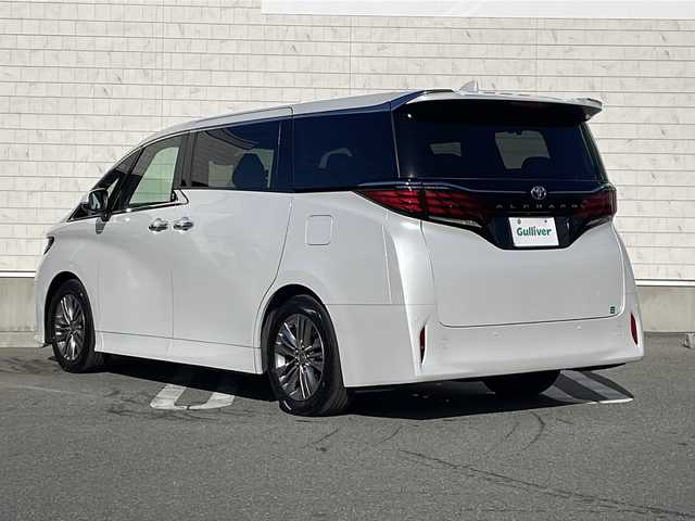 トヨタ アルファード Z 山形県 2023(令5)年 4.6万km プラチナホワイトパールマイカ 純正フリップダウンモニター/ワンオーナー/禁煙車/Toyota Safety Sense/・プリクラッシュセーフティ/・レーントレーシングアシスト/・レーダークルーズコントロール/・ロードサインアシスト/・発進遅れ告知機能/・プロアクティブドライビングアシスト/・ドライバー異常時対応システム/・オートマチックハイビーム/・アダプティブハイビームシステム/・緊急時操舵支援（アクティブ操舵機能）/ブラインドスポットモニター/純正ディスプレイオーディオナビ/BT.USB.HDMI.MiraCast/フルセグ/パノラミックビューモニター/ビルトインETC２．０/おくだけ充電/両側パワースライド/レザーシート/パワーシート/シートヒーター/ベンチレーション/パワーバックドア/ドライブレコーダー/ミラーヒーター/電動パーキングブレーキ/オートホールド/LEDヘッドライト/プッシュスタート/スマートキーｘ２