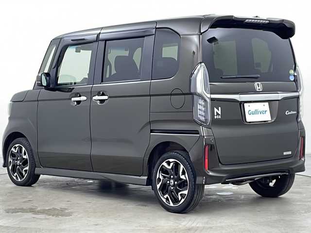 ホンダ Ｎ ＢＯＸ カスタム G L ターボ ホンダセンシング 道央・札幌 2020(令2)年 3.6万km プレミアムグラマラスブロンズP ・ワンオーナー /・4WD/・社外ディスプレイオーディオ/　(BT/USB)/・バックカメラ/・両側パワースライドドア /・HondaSENSING/　衝突軽減ブレーキ/　誤発進抑制(前後)/　アダプディブクルーズコンントロール/　先行車発進お知らせ/　車線逸脱抑制/　標識認識/　車線維持支援/　オードハイビーム/・オートライト/・LEDヘッドライト/・フォグランプ/・純正エンジンスターター /・純正ドライブレコーダー/・ビルトインETC/・前席シートヒーター /・パドルシフト/・純正フロアマット/・ドアバイザー/・純正15インチアルミホイール/・スペアキー/・積込タイヤ/・取扱説明書/・保証書