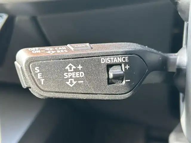 アウディ Ａ３ セダン 30TFSI 和歌山県 2021(令3)年 3.1万km 白 純正ナビ/（Bluetooth/USB）/バックカメラ/前後ドライブレコーダー/衝突軽減ブレーキ/横滑り防止機能/クリアランスソナー/パークアシスト/アイドリングストップ/レーダークルーズコントロール/電動パーキング/シートヒーター/オートライト/LEDヘッドライト/オールウェザーライト/ウインカーミラー/シーケンシャルウインカー/パドルシフト/プッシュスタート/スマートキー/純正フロアマット/電動格納ミラー