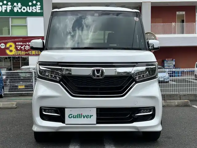 ホンダ Ｎ ＢＯＸ カスタム G L ホンダセンシング 長崎県 2018(平30)年 5.2万km プラチナホワイトパール ・プッシュスタート/・純正SDナビ（AM/FM/TV/CD/DVD/SD）/・ハンドルスイッチ/・ブルートゥース/・クルーズコントロール（追従機能有）/・ETC/・USB×２/・バックカメラ/・片側パワースライドドア/・オートライト/・LEDライト/・横滑り防止装置/・衝突軽減システム/・レーンキープアシスト/・車線逸脱警報装置