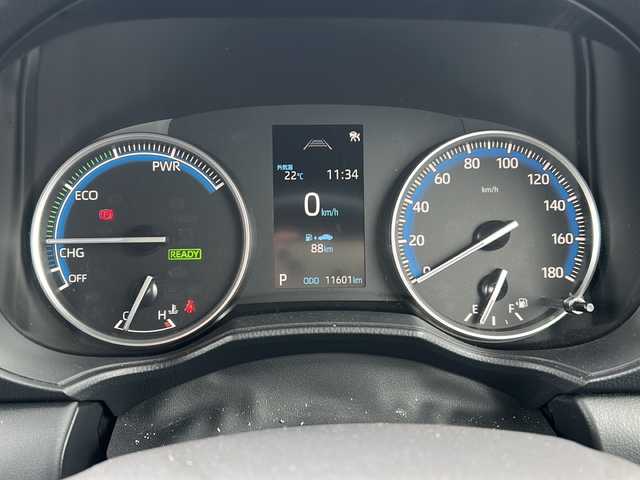 トヨタ ヴォクシー ハイブリッド S－G 岐阜県 2024(令6)年 1.2万km アティチュードブラックマイカ 登録時走行距離11600km/１４型フリップダウンモニター/純正ディスプレイオーディオ/フルセグＴＶ/バックカメラ/左側パワースライドドア/トヨタセーフティセンス/レーダークルーズコントロール/純正１６インチアルミホイール/禁煙車/ビルトインETC2.0/Bluetooth接続/CDチェンジャー/純正フロアマット/レーンキープアシスト/衝突被害軽減システム/前後コーナーセンサー/プッシュスタート/スマートキー/スペアキー/LEDヘッドライト/フォグランプ/オートライト/オートマチックハイビーム