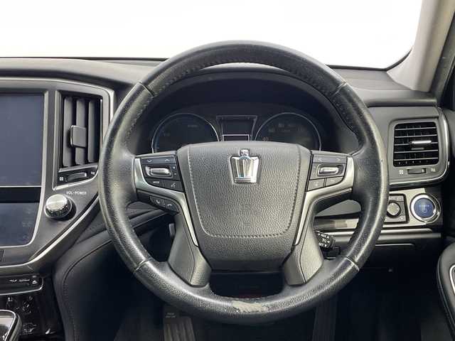 トヨタ クラウン ハイブリッド アスリートS 新潟県 2015(平27)年 13.3万km ホワイトパールクリスタルシャイン サンルーフ/純正メモリナビ/　フルセグTV/Bluetooth/CD/DVD/USB/クルーズコントロール/前席パワーシート/前席シートヒーター/ドライブレコーダー/バックモニター/ビルトインETC/横滑り防止装置/ステアリングヒーター/レザーステアリング/ステアリングスイッチ