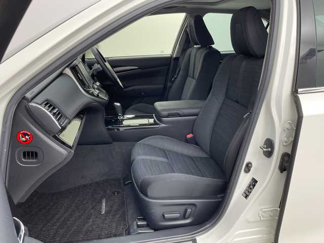 トヨタ クラウン ハイブリッド アスリートS 新潟県 2015(平27)年 13.3万km ホワイトパールクリスタルシャイン サンルーフ/純正メモリナビ/　フルセグTV/Bluetooth/CD/DVD/USB/クルーズコントロール/前席パワーシート/前席シートヒーター/ドライブレコーダー/バックモニター/ビルトインETC/横滑り防止装置/ステアリングヒーター/レザーステアリング/ステアリングスイッチ