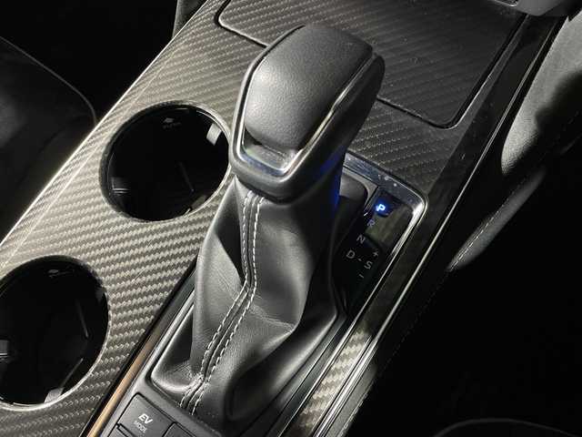 トヨタ クラウン ハイブリッド RS アドバンス 福岡県 2019(平31)年 5万km ホワイトパールクリスタルシャイン 禁煙車/純正メモリーナビゲーション/フルセグテレビ/TVキット/全方位モニター/レーダークルーズコントロール/LEDヘッドライト/ブラインドスポットモニター/メモリーシート/パワーシート/シートヒーター/ハンドルヒーター/ドライブレコーダー前後/純正18インチアルミホイール/オートライト/オートハイビーム/コーナーセンサー/パトルシフト/ドアバイザー