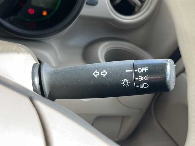 ホンダ Ｎ ＢＯＸ G 佐賀県 2013(平25)年 11.2万km プレミアムホワイトパール 純正ナビ(AVIC-MRZ99)/Bluetooth/CD/DVD/ワンセグテレビ/オートエアコン/プッシュスタート/ETC/両側スライドドア/チップアップシート/アイドリングストップ/電格ミラー/横滑り防止装置/電格ミラー/ソケット/スマートキー/保証書/取扱説明書/記録簿R4/2H30/28