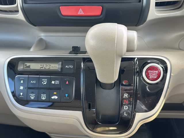 ホンダ Ｎ ＢＯＸ G 佐賀県 2013(平25)年 11.2万km プレミアムホワイトパール 純正ナビ(AVIC-MRZ99)/Bluetooth/CD/DVD/ワンセグテレビ/オートエアコン/プッシュスタート/ETC/両側スライドドア/チップアップシート/アイドリングストップ/電格ミラー/横滑り防止装置/電格ミラー/ソケット/スマートキー/保証書/取扱説明書/記録簿R4/2H30/28