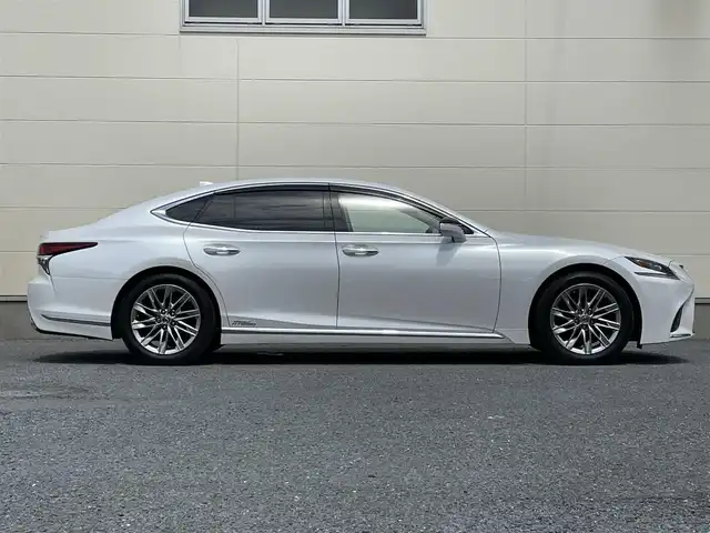 レクサス ＬＳ 500h バージョンL 茨城県 2018(平30)年 7.2万km ソニッククォーツ 純正メーカーナビ/フルセグTV/全方位カメラ/デジタルインナーミラー/コーナーセンサー前後/ドライブレコーダー/シートヒーター/レザーシート/エアーシート/電動リアゲート/HUD/BSM/ビルトインETC