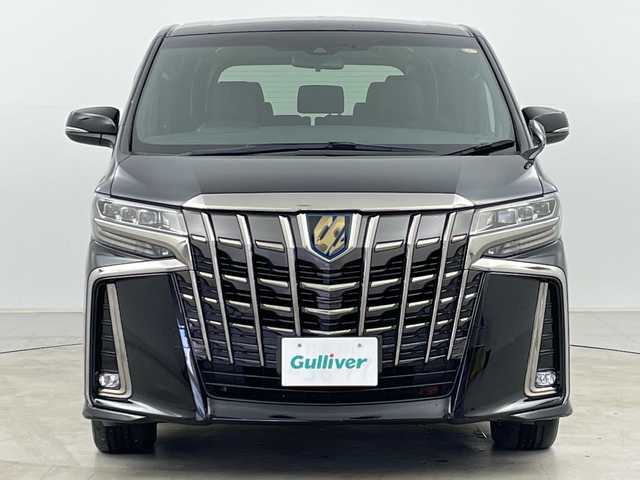 トヨタ アルファードハイブリット S タイプゴールドⅡ 道央・札幌 2022(令4)年 3.6万km ブラック ・4WD/・純正ナビ&CD&DVD&BT&TV&Miracast/・バックカメラ/・両側パワースライドドア/・パワーバックドア/・純正フリップダウンモニター/・トヨタセーフティセンス/・レーダークルーズコントロール/・クリアランスソナー/・ビルトインETC2.0/・衝突軽減ブレーキ/・ハーフレザーシート/・AC100V/・LEDヘッドライト/・オートハイビーム/・オートライト/・スマートキー/・純正17インチAW