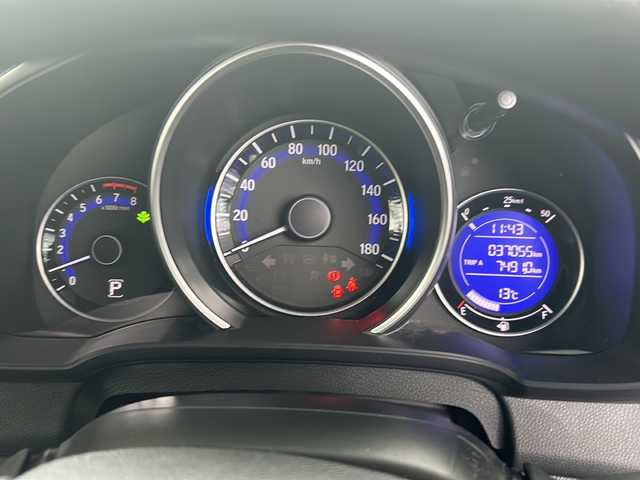 ホンダ フィット 13G Fパッケージ 福島県 2016(平28)年 3.7万km アラバスターシルバーメタリック プッシュスタート/スマートキー/社外ナビ/BT、ワンセグTV/ドアバイザー