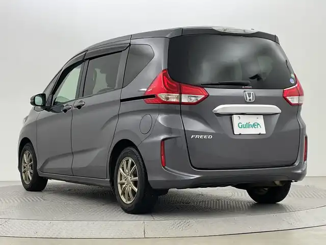ホンダ フリード G ホンダセンシング 新潟県 2017(平29)年 6.7万km モダンスティールM ホンダセンシング/社外HDDナビ/　　CD/DVD/フルセグ/BT/AM/FM//両側パワースライドドア/アダプティブクルーズコントロール/オートライト/フォグランプ/スチールホイール付サマータイヤ車載(4ミリ)/アイドリングストップ/ミラーヒーター/ドアバイザー/純正フロアマット/スペアキー/スマートキー/ETC
