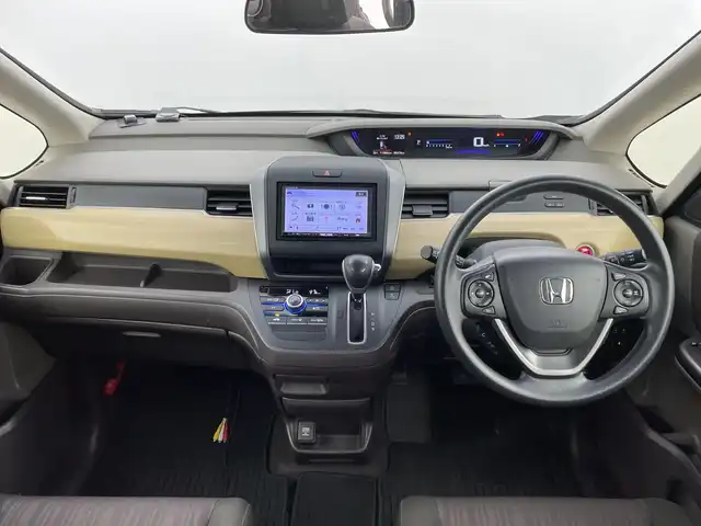 ホンダ フリード G ホンダセンシング 新潟県 2017(平29)年 6.7万km モダンスティールM ホンダセンシング/社外HDDナビ/　　CD/DVD/フルセグ/BT/AM/FM//両側パワースライドドア/アダプティブクルーズコントロール/オートライト/フォグランプ/スチールホイール付サマータイヤ車載(4ミリ)/アイドリングストップ/ミラーヒーター/ドアバイザー/純正フロアマット/スペアキー/スマートキー/ETC