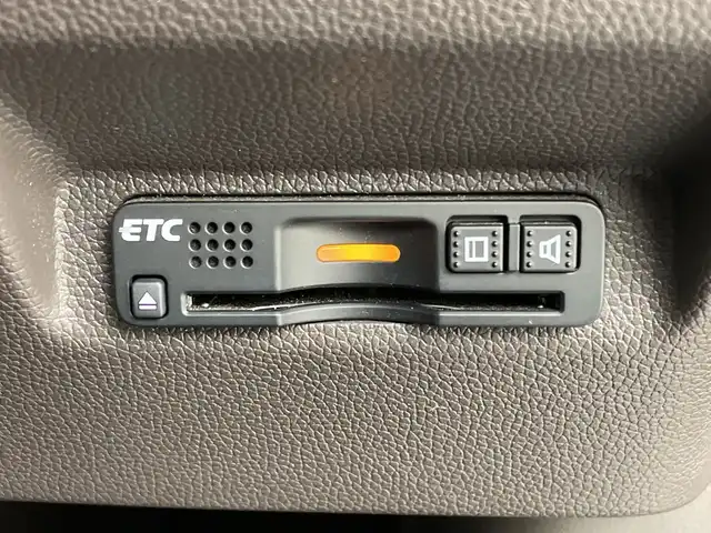 ホンダ フリード G ホンダセンシング 新潟県 2017(平29)年 6.7万km モダンスティールM ホンダセンシング/社外HDDナビ/　　CD/DVD/フルセグ/BT/AM/FM//両側パワースライドドア/アダプティブクルーズコントロール/オートライト/フォグランプ/スチールホイール付サマータイヤ車載(4ミリ)/アイドリングストップ/ミラーヒーター/ドアバイザー/純正フロアマット/スペアキー/スマートキー/ETC