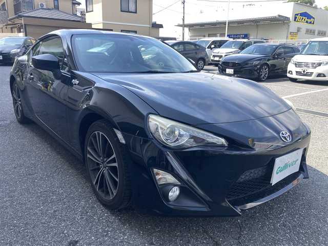 トヨタ ８６ GT 千葉県 2014(平26)年 3.9万km クリスタルブラックシリカ 純正ナビ(AM/FM/CD/DVD/BT/SD/フルセグ)/NARDIステアリング/バックカメラ/ETC/プッシュスタート/オートライト/フォグライト/ドラレコ(DRT-H61A)/純正マット/ドアバイザー/シートカバー/コーナーセンサー