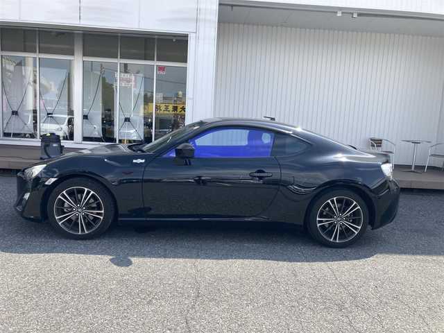 トヨタ ８６ GT 千葉県 2014(平26)年 3.9万km クリスタルブラックシリカ 純正ナビ(AM/FM/CD/DVD/BT/SD/フルセグ)/NARDIステアリング/バックカメラ/ETC/プッシュスタート/オートライト/フォグライト/ドラレコ(DRT-H61A)/純正マット/ドアバイザー/シートカバー/コーナーセンサー