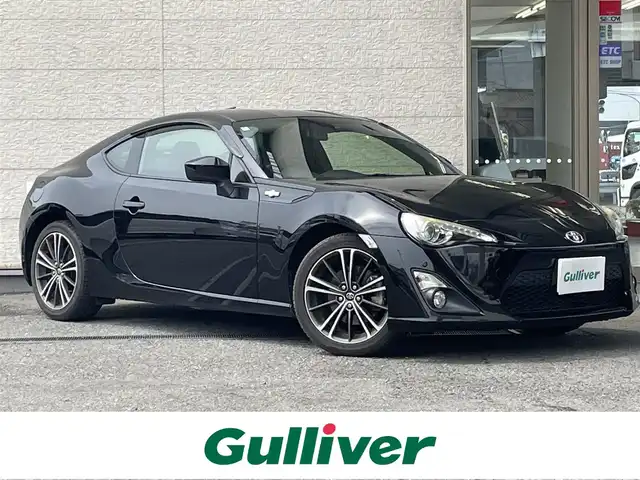 トヨタ ８６ GT 兵庫県 2014(平26)年 3.9万km クリスタルブラックシリカ 純正7インチナビ/  (CD/DVD/BT/SD)/フルセグTV/NARDIステアリング/バックカメラ/ETC/ドラレコ(DRT-H61A)/プッシュスタート/オートライト/フォグライト/ドアバイザー/シートカバー/コーナーセンサー/電動格納ミラー/純正フロアマット/純正17インチアルミホイール/スマートキー