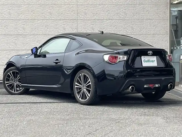 トヨタ ８６ GT 兵庫県 2014(平26)年 3.9万km クリスタルブラックシリカ 純正7インチナビ/  (CD/DVD/BT/SD)/フルセグTV/NARDIステアリング/バックカメラ/ETC/ドラレコ(DRT-H61A)/プッシュスタート/オートライト/フォグライト/ドアバイザー/シートカバー/コーナーセンサー/電動格納ミラー/純正フロアマット/純正17インチアルミホイール/スマートキー