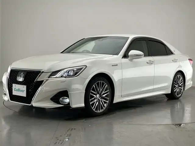 トヨタ クラウン ハイブリッド アスリートG 愛知県 2016(平28)年 7万km ホワイトパールクリスタルシャイン メーカーナビ　フルセグＴＶ　ブルーレイ可　黒革　バックカメラ　ＢＳＭ　オートハイビーム　衝突軽減　追従クルコン　ＬＥＤヘッドライト　前方ドライブレコーダー　シートヒーター　クリアランスソナー　禁煙車