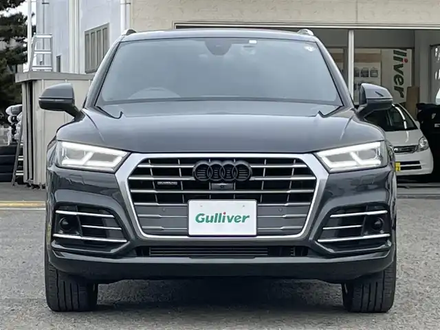 アウディ Ｑ５ 2．0TFSIクワトロ スポーツ 宮城県 2018(平30)年 8.2万km マンハッタングレーメタリック 純正メーカーナビ（FM:AM:TV:BT：CD:DVD）/レーダークルコン/D/Nシートヒーター/D席シートメモリー/D/Nパワーシート/パーキングアシスト/全周囲カメラ/バーチャルコックピット/ETC/ドラレコ前後/純正フロアマット/プッシュスタート