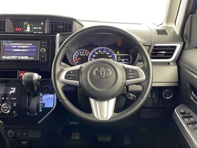 トヨタ タンク カスタムG S 栃木県 2017(平29)年 4.2万km ファインブルーマイカメタリック 純正ＳＤナビ(NSZT-W66T)/（Bluetooth/フルセグTV/SD/CD・DVD/FM/AM)　/両側パワースライドドア　/スマートアシスト　/プリクラッシュセーフティ　/車線逸脱警報/クルーズコントロール/シートヒーター　/ＬＥＤヘッドライト　/LEDフォグランプ/バックカメラ　/アイドリングストップ/横滑り防止装置/プッシュスタート　　/スマートキー/コーナーセンサー/ステアリングスイッチ/純正アルミホイール/純正フロアマット