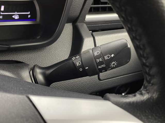 トヨタ タンク カスタムG S 栃木県 2017(平29)年 4.2万km ファインブルーマイカメタリック 純正ＳＤナビ(NSZT-W66T)/（Bluetooth/フルセグTV/SD/CD・DVD/FM/AM)　/両側パワースライドドア　/スマートアシスト　/プリクラッシュセーフティ　/車線逸脱警報/クルーズコントロール/シートヒーター　/ＬＥＤヘッドライト　/LEDフォグランプ/バックカメラ　/アイドリングストップ/横滑り防止装置/プッシュスタート　　/スマートキー/コーナーセンサー/ステアリングスイッチ/純正アルミホイール/純正フロアマット