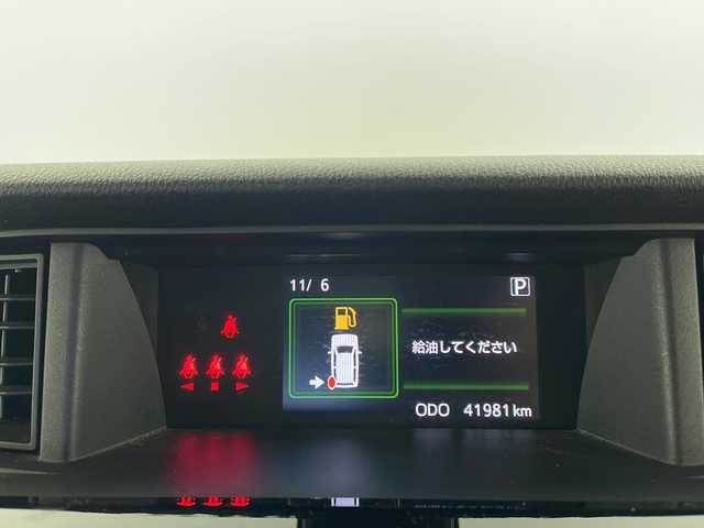 トヨタ タンク カスタムG S 栃木県 2017(平29)年 4.2万km ファインブルーマイカメタリック 純正ＳＤナビ(NSZT-W66T)/（Bluetooth/フルセグTV/SD/CD・DVD/FM/AM)　/両側パワースライドドア　/スマートアシスト　/プリクラッシュセーフティ　/車線逸脱警報/クルーズコントロール/シートヒーター　/ＬＥＤヘッドライト　/LEDフォグランプ/バックカメラ　/アイドリングストップ/横滑り防止装置/プッシュスタート　　/スマートキー/コーナーセンサー/ステアリングスイッチ/純正アルミホイール/純正フロアマット