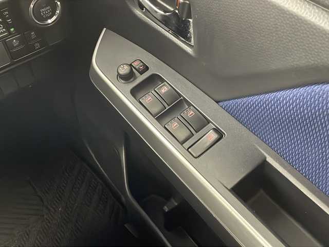 トヨタ タンク カスタムG S 栃木県 2017(平29)年 4.2万km ファインブルーマイカメタリック 純正ＳＤナビ(NSZT-W66T)/（Bluetooth/フルセグTV/SD/CD・DVD/FM/AM)　/両側パワースライドドア　/スマートアシスト　/プリクラッシュセーフティ　/車線逸脱警報/クルーズコントロール/シートヒーター　/ＬＥＤヘッドライト　/LEDフォグランプ/バックカメラ　/アイドリングストップ/横滑り防止装置/プッシュスタート　　/スマートキー/コーナーセンサー/ステアリングスイッチ/純正アルミホイール/純正フロアマット