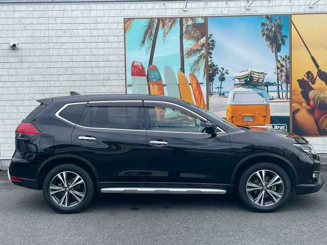 日産 エクストレイル 20X 宮崎県 2017(平29)年 6.7万km 黒 エマージェンシーブレーキ　/フロントソナー　/リアソナー　/純正ナビ　/フルセグＴＶ　/クルーズコントロール　/ＥＴＣ　/ドライブレコーダー　/純正フロアマット　/ＬＥＤ　/ドアバイザー