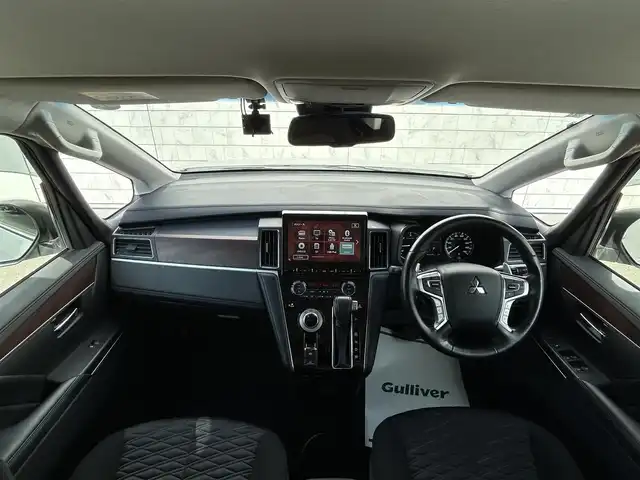 三菱 デリカＤ：５ P 福岡県 2021(令3)年 3.3万km ウォームホワイトパール 純正10型SDナビ(フルセグTV/CD/DVD/BT)全方位モニター後席フリップダウンモニターe-Assist両側パワスラ電動リアゲートレーダークルコン前後ドラレコETC2.0シートヒーターハンドルヒーターBSMオートホールドパドルシフトUSBポートHDMIプッシュスタートスマートキー