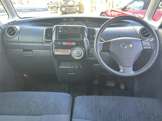 ダイハツ タント カスタム RS 愛知県 2012(平24)年 5.2万km ブラックマイカメタリック ワンオーナー/社外オーディオ(FM/AM/CD)/片側パワースライドドア/HIDヘッドライト/フォグランプ/社外AW14インチ/電動格納ミラー/純正フロアマット/アイドリングストップ/ETC/スマートキー/ABS/取扱説明書・保証書