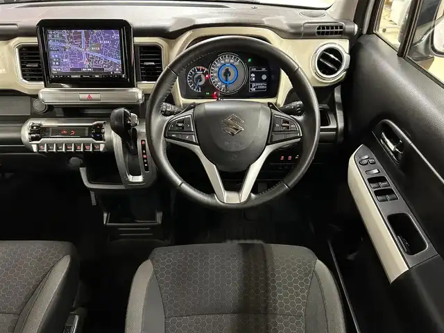 スズキ クロスビー HYBRID MZ 東京都 2019(平31)年 5.4万km ピュアホワイトパール/ブラック2トーンルーフ ・純正ナビ/（フルセグTV/Bluetooth/SD/CD/DVD/USB)/・前後コーナーセンサー/・LKA/・衝突軽減ブレーキ/・革ステアリング/・パドルシフト/・ドライブレコーダー/・クルーズコントロール/・LEDライト/・オートライト/・フォグランプ/・前席シートヒーター/・アイドリングストップ/・電動格納ウィンカーミラー/・ドアバイザー/・純正16インチアルミホイール/・ISOFIX/・フロアマット/・ETC/・プッシュスタート/・スマートキー/・リアプライバシーガラス/・W＋サイド　エアバッグ&ABS/・横滑り防止装置/・取扱説明書（ナビ）/・保証書