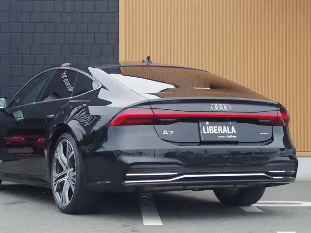 アウディ Ａ７ SB 55TFSIクワトロSライ 埼玉県 2018(平30)年 4.7万km 黒 ブラックレザーシート/アダプティブクルーズコントロール/バーチャルコックピット/CarPlay/パークセンサー/ブラインドスポットモニター/MMIナビ/全周囲カメラ/ドラレコ/ETC/GPSレーダー探知機/イージークローザー/OP21インチ5本Y字スポークアルミ/シートヒーター/シートポジションメモリー機能