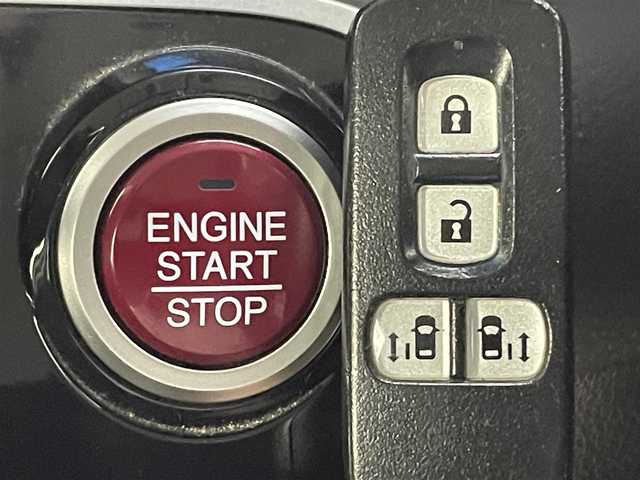 ホンダ Ｎ ＢＯＸ カスタム G ターボSSパッケージ 熊本県 2014(平26)年 6.1万km プレミアムホワイトパール 純正ナビVXM-155VSi（ＣＤ・ＤＶＤ・ワンセグ・ＢＴ）/バックカメラ　/社外前方ドライブレコーダー　/両側パワースライドドア　/ＥＴＣ　/安心パッケージ/ホンダセンシング/・衝突軽減ブレーキ/・誤発進制御機能/・車線維持支援システム/・歩行者事故低減ステアリング/・路外逸脱制御機能/・クルーズコントロール/横滑り防止/パドルシフト/純正フロアマット/純正１５インチAW/オートライト/HIDライト/フォグライト/スマートキー/プッシュスタート